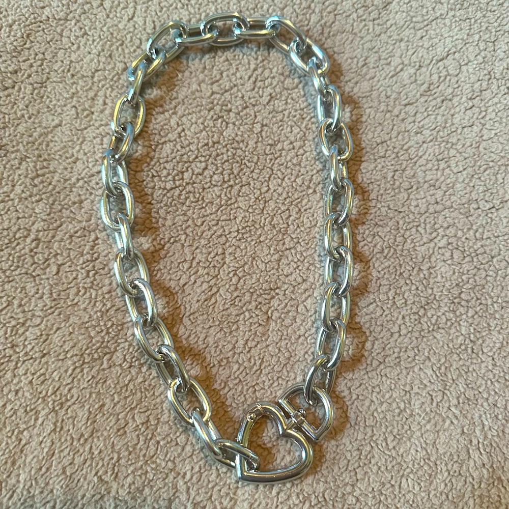 Silver Heart Clasp Necklace